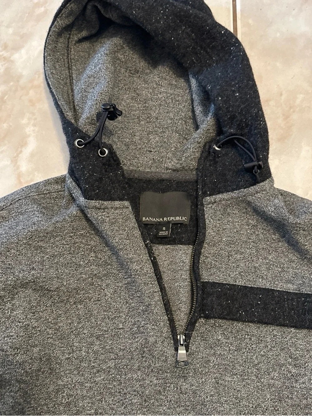 Banana Republic Men’s Gray Quarter-Zip